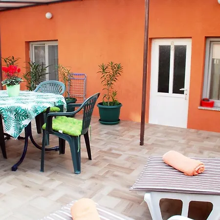 Skorup Appartement *