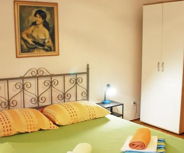 Apartament Skorup *